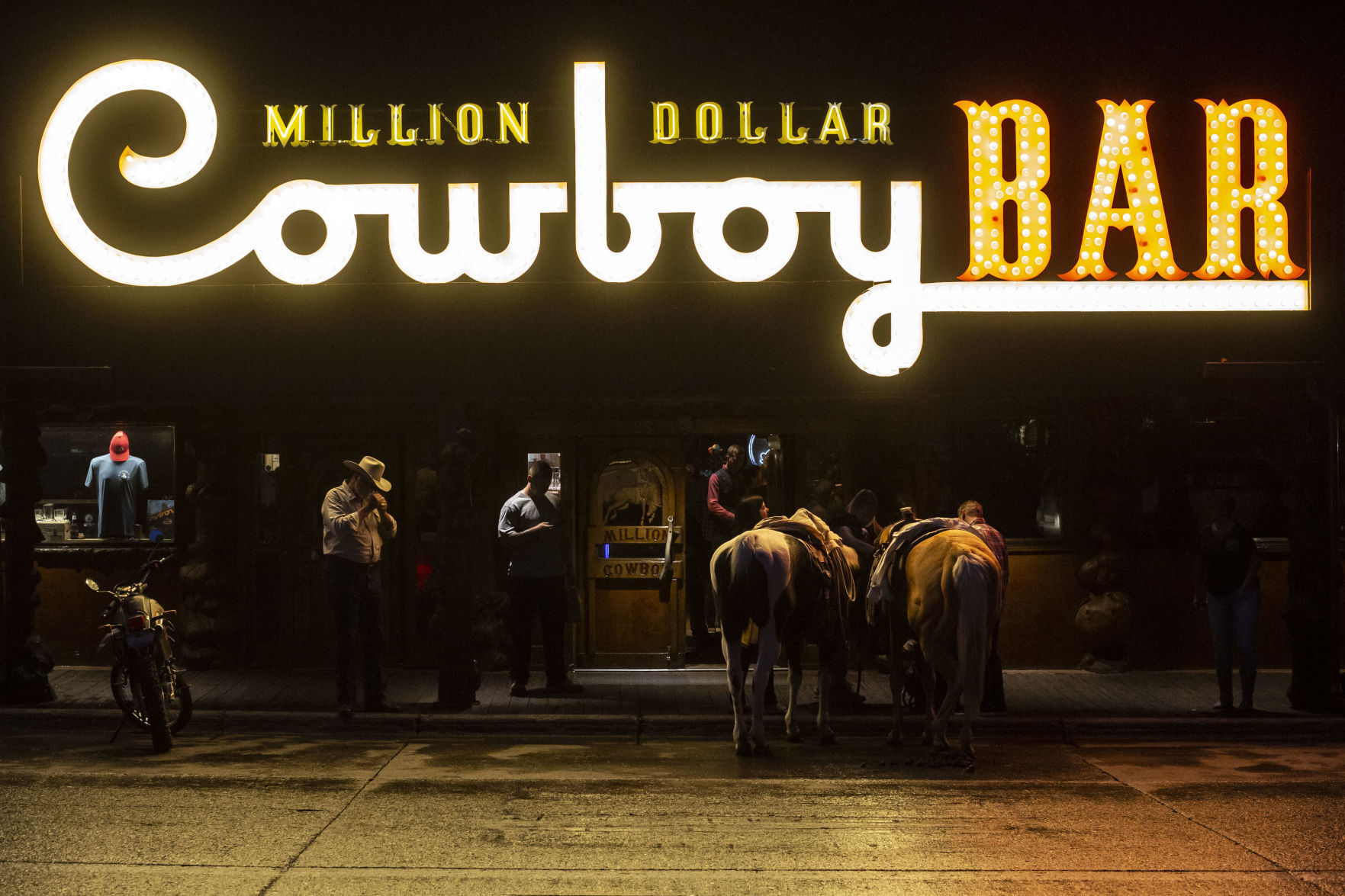 Million Dollar Cowboy Bar